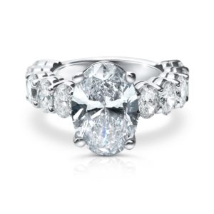 Engagement Ring Oval Diamond