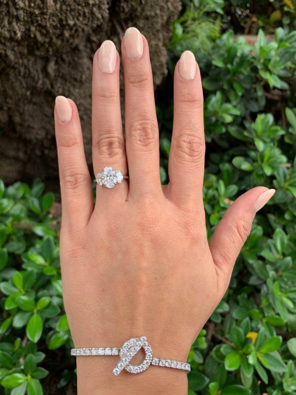 Platinum Three Stone Engagement Ring With Oval Diamonds Richards Gems And Jewelry 