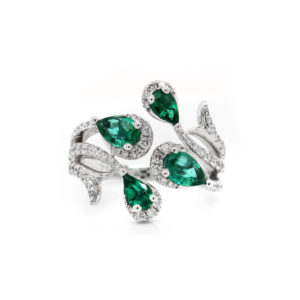 Emerald and Diamond Ring 18k White Gold