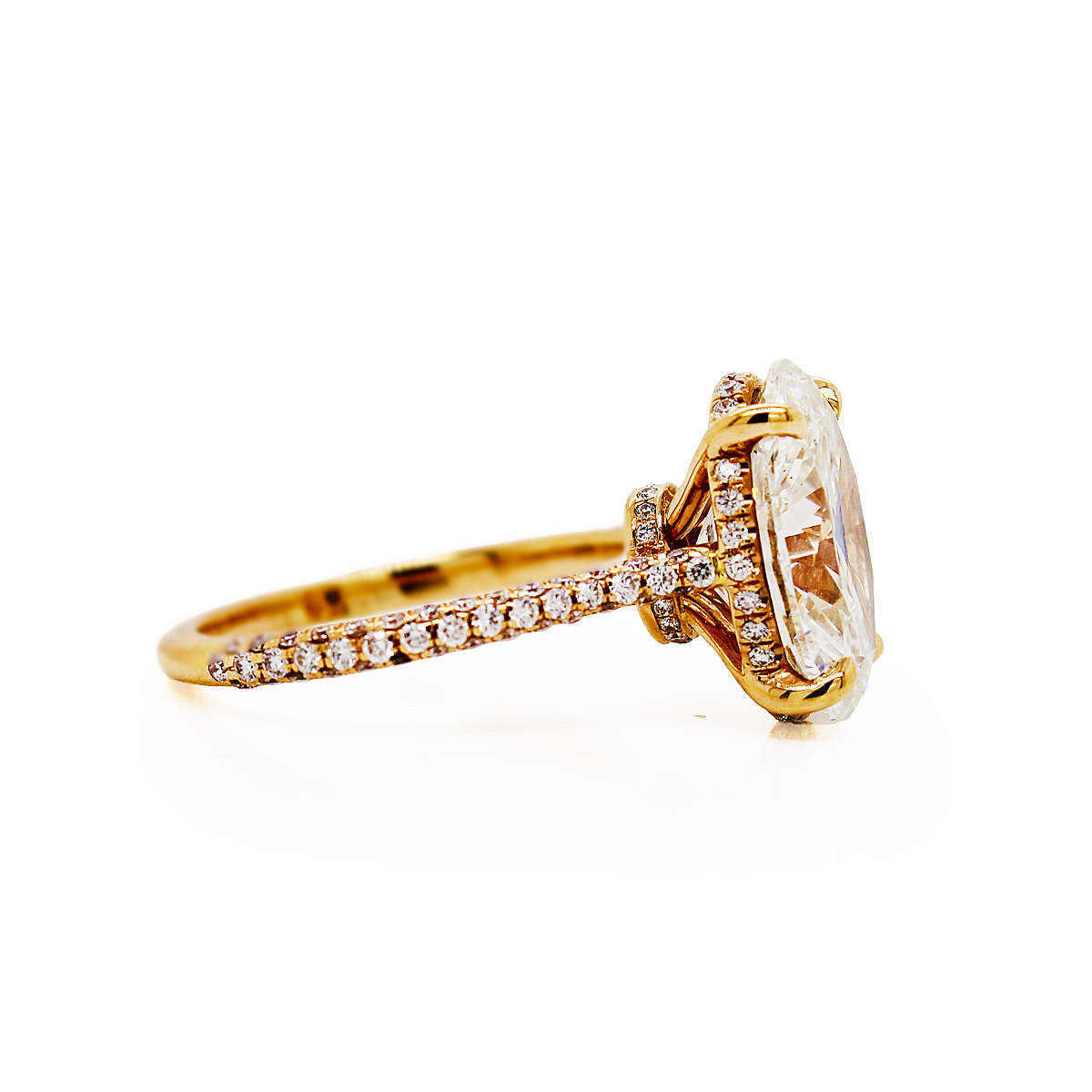 Oval Engagement Ring
